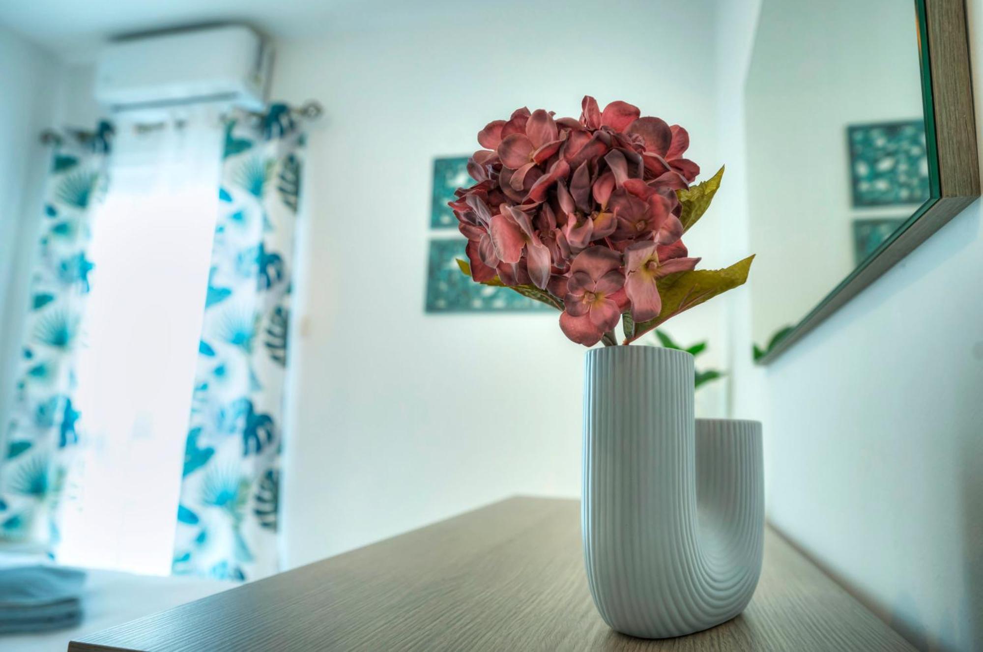 Modern, Large 3Bedroom, Spectacular Views Goslm-9 Sliema Eksteriør billede