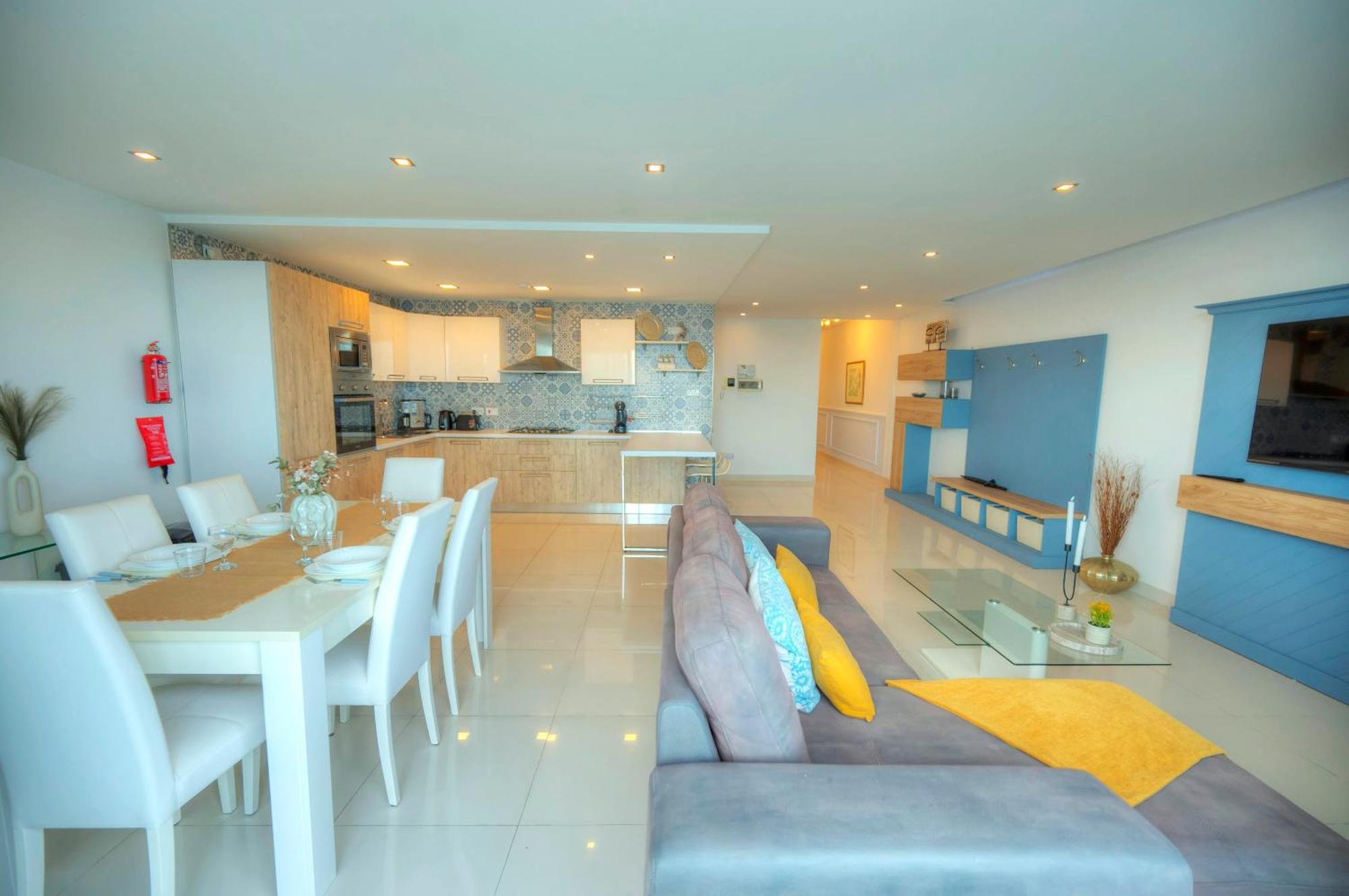 Modern, Large 3Bedroom, Spectacular Views Goslm-9 Sliema Eksteriør billede